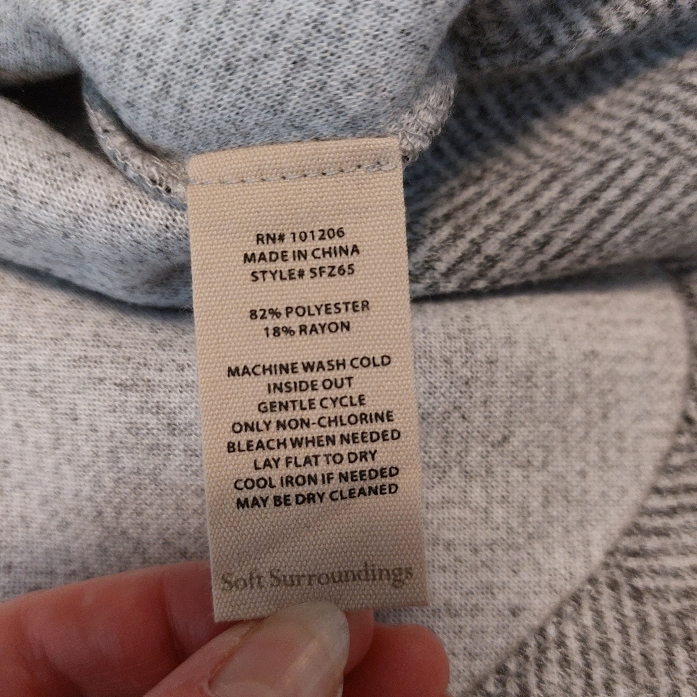 NWT Soft Surroundings Gray Women's Sweater - Picture 8 of 8